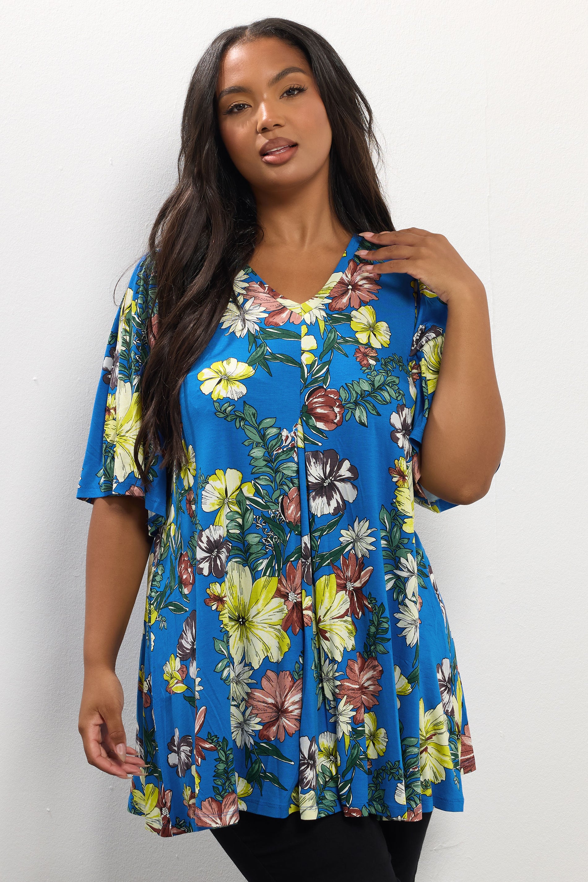 YOURS Plus Size Blue Floral Print Pleat Front Top 3