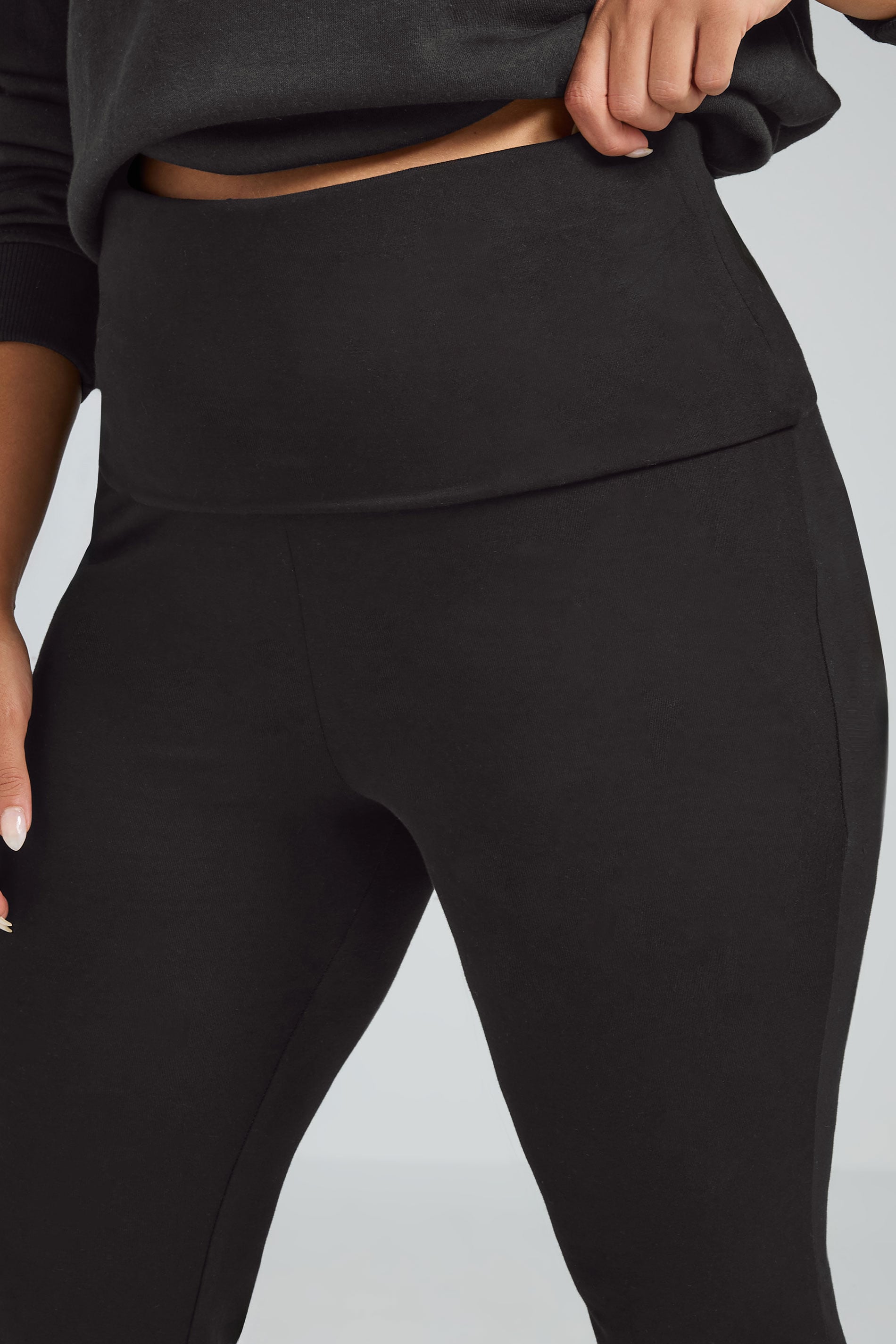 LIMITED COLLECTION Plus Size Black Fold Over Kick Flare Leggings | Yours Clothing 4