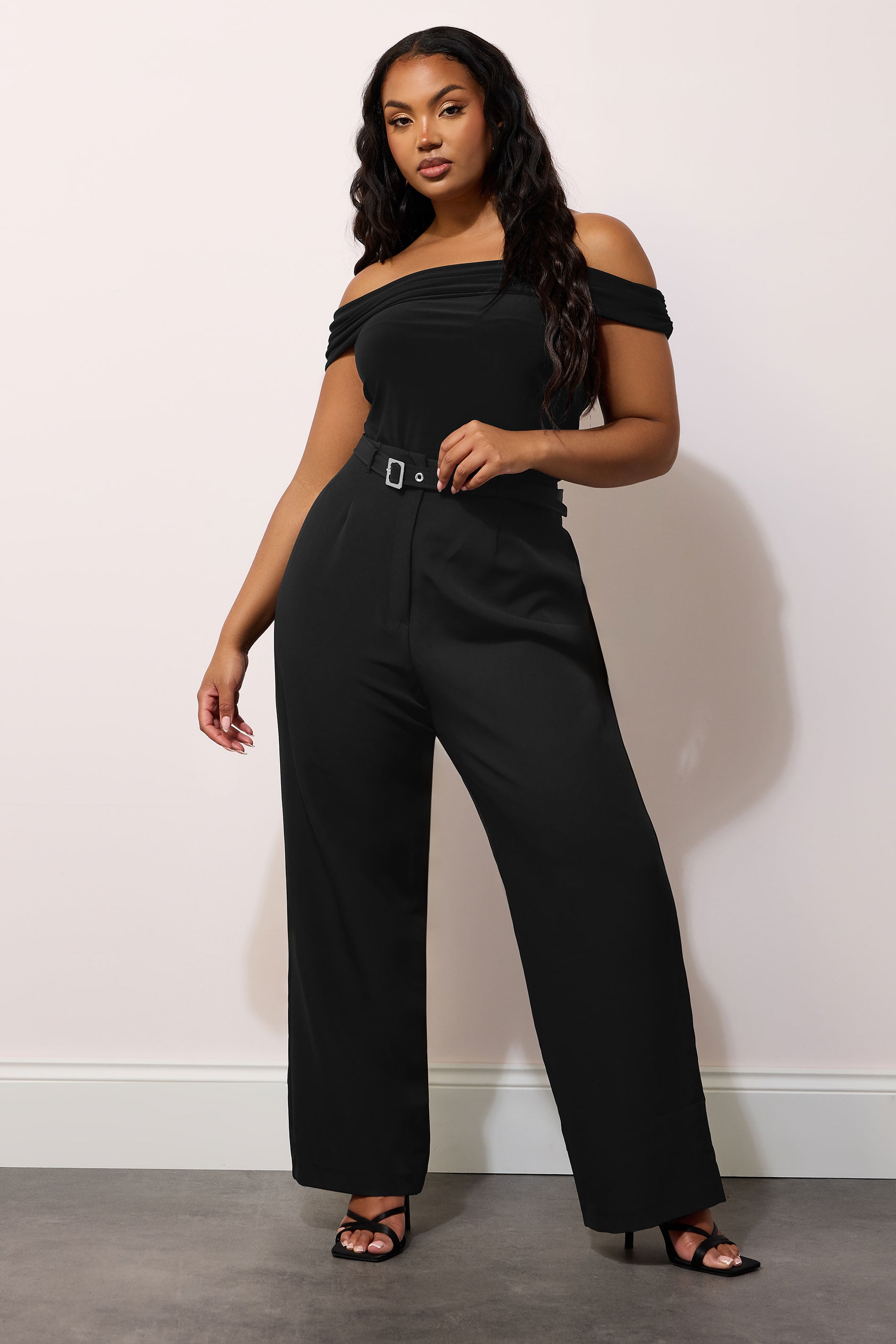 YOURS LONDON Plus Size Black High Waisted Wide Leg Trousers | Yours Clothing 3