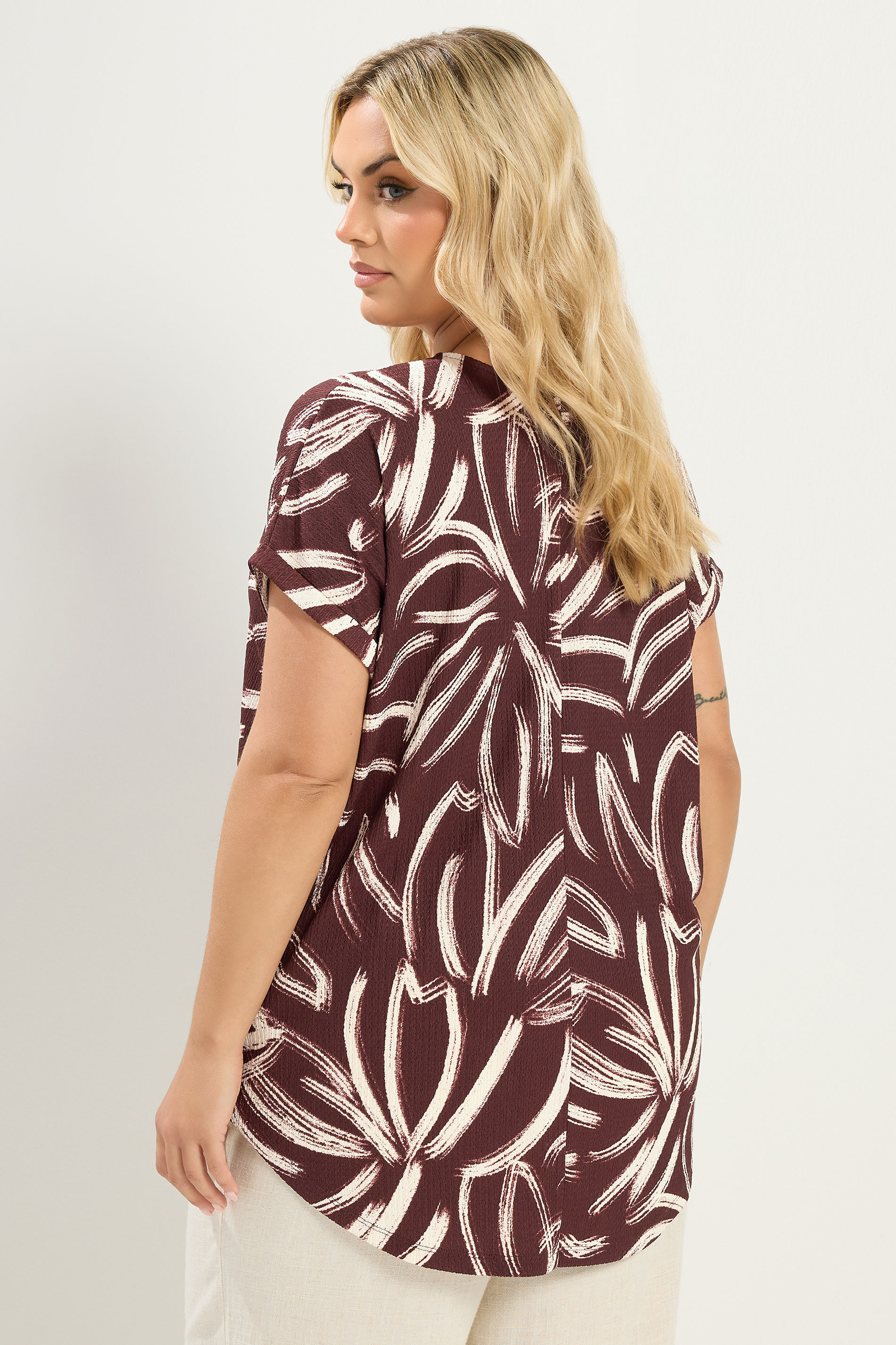 YOURS Plus Size Chocolate Brown Abstract Print Blouse | Yours Clothing 4