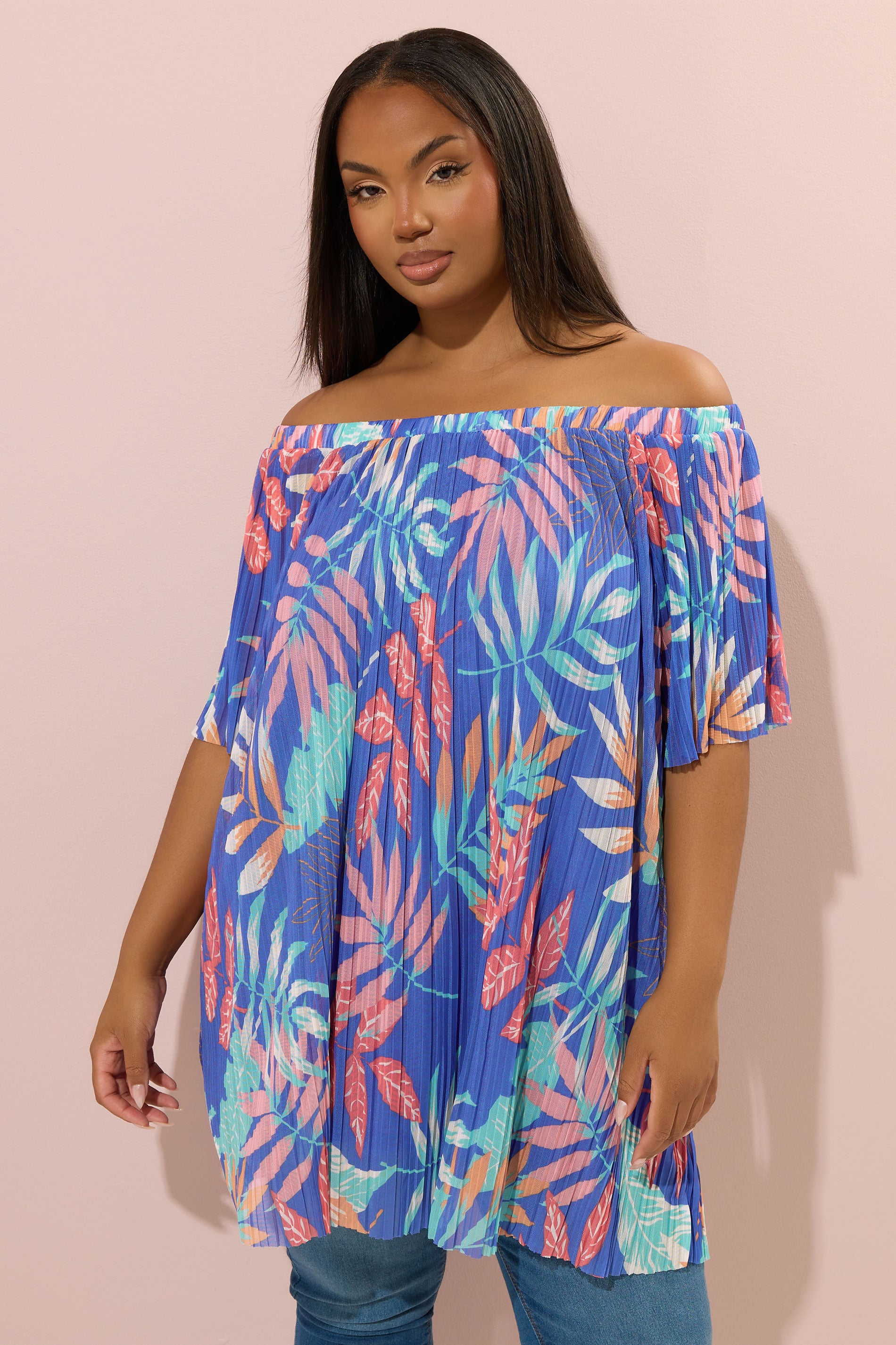 YOURS Plus Size Blue Leaf Print Pleated Mesh Top | Yours Clothing 3