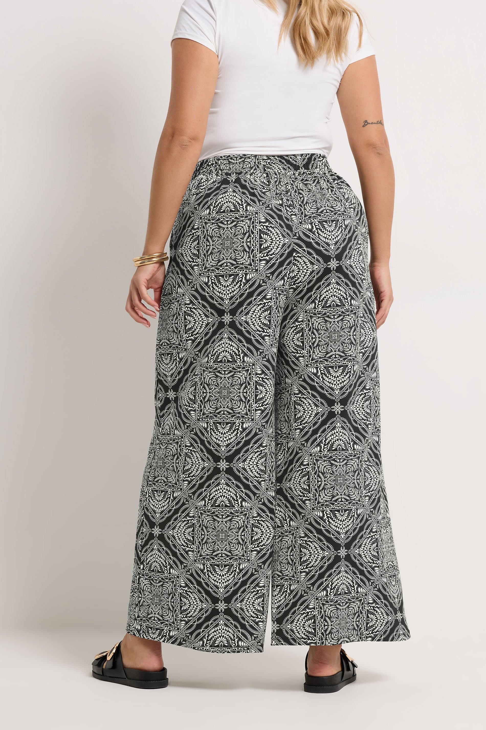 YOURS Plus Size Black Paisley Textured Wide Leg Trousers | Yours Clothing 2