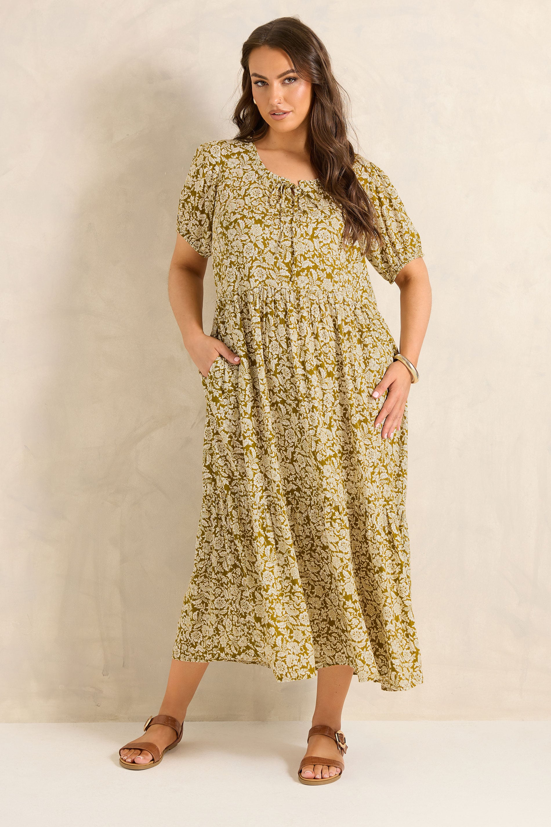 EVANS Curve Green Ditsy Floral Dress | Evans 1