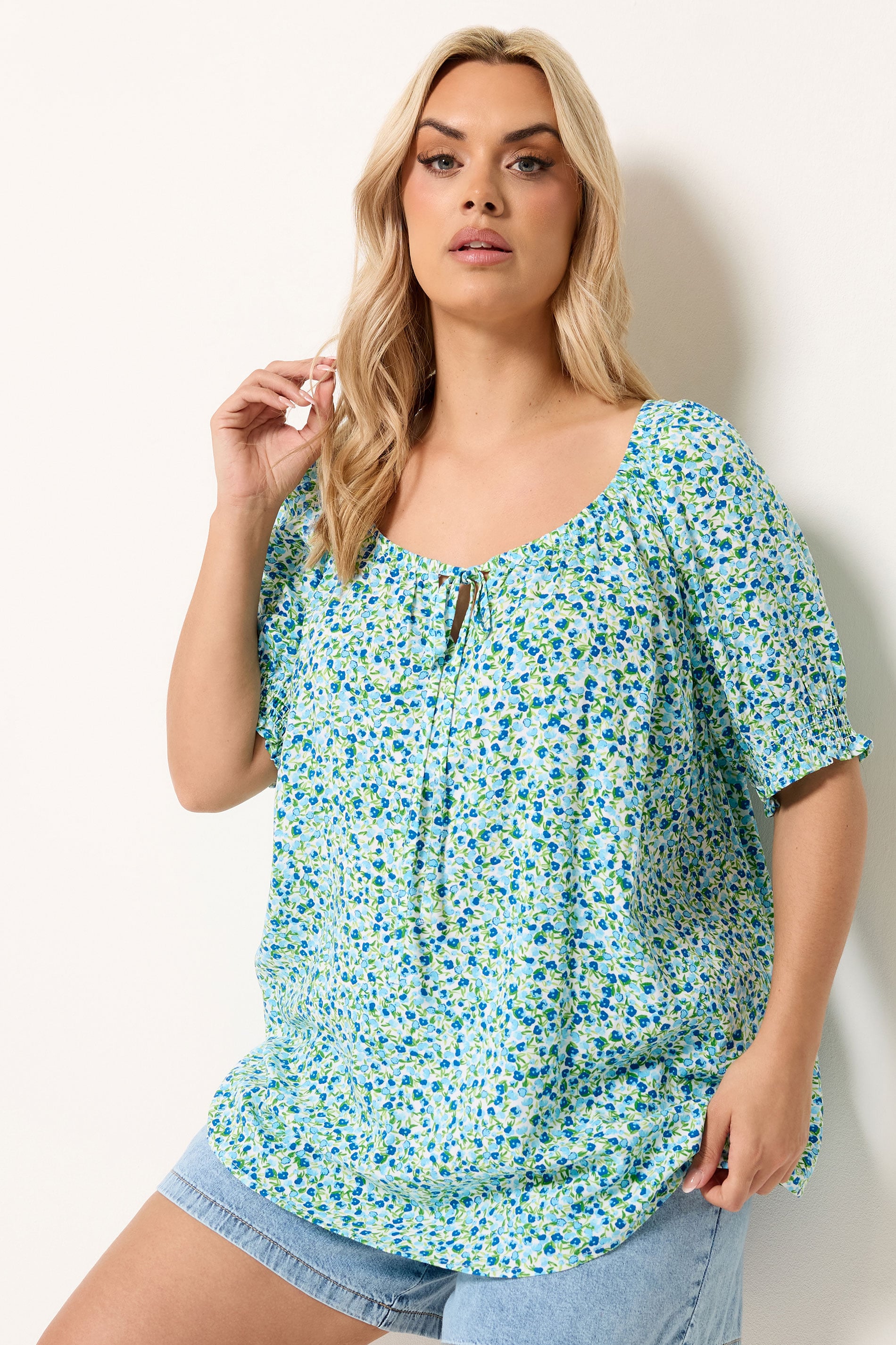 YOURS Plus Size Blue Ditsy Floral Top | Yours Clothing 3