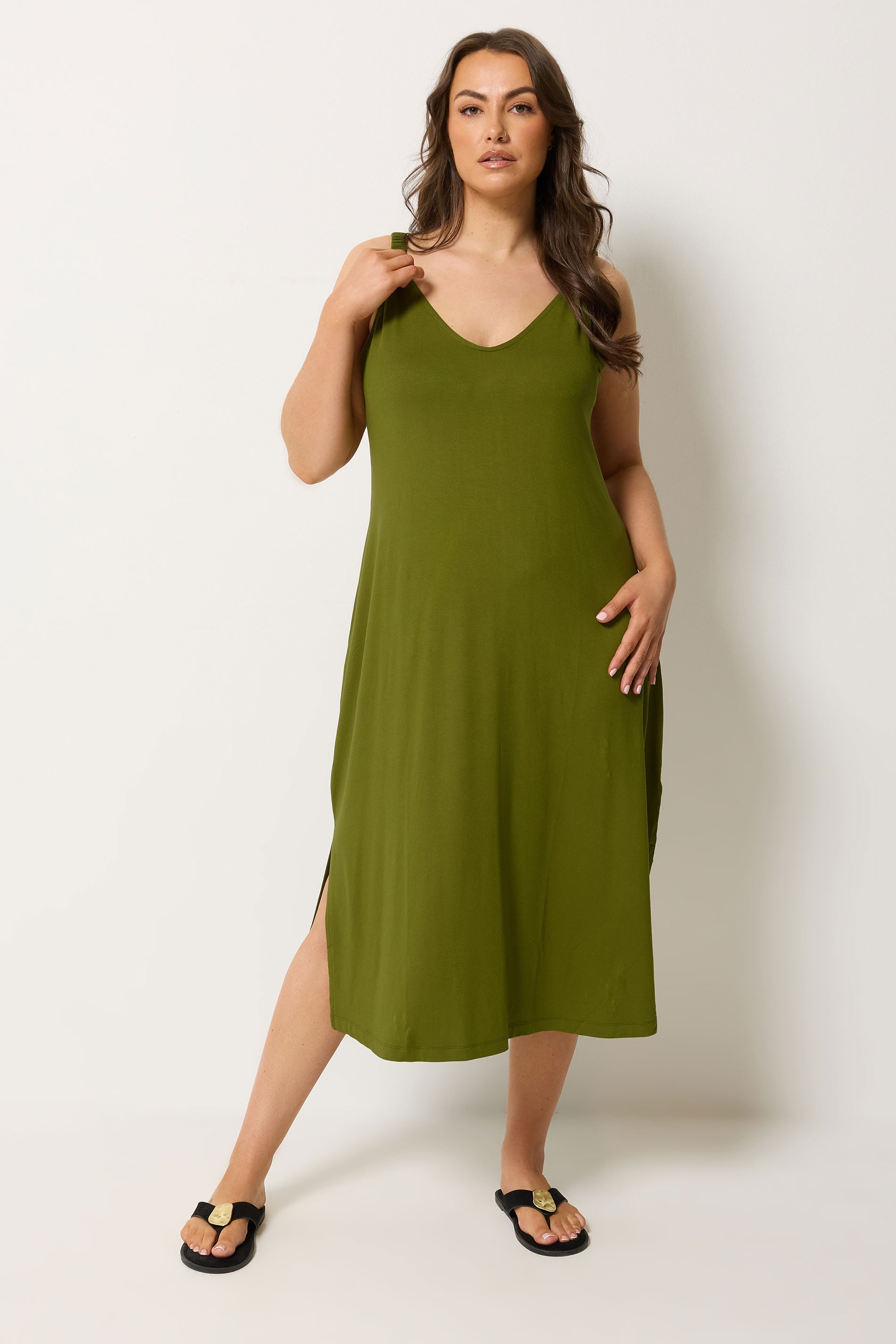 YOURS Plus Size Green Throw On Midi Dress | Yours Clothing 2