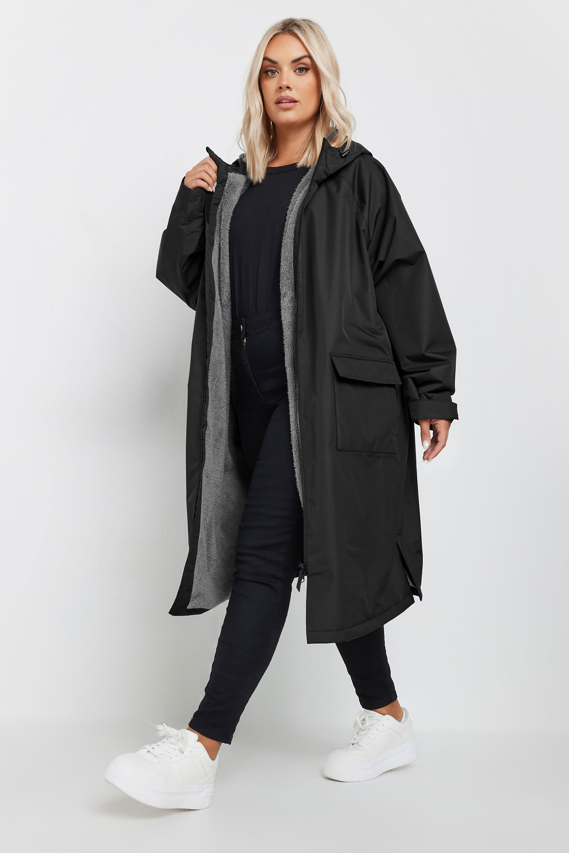 YOURS Plus Size Black Waterproof Fleece Lined Changing Robe | Yours Clothing 3