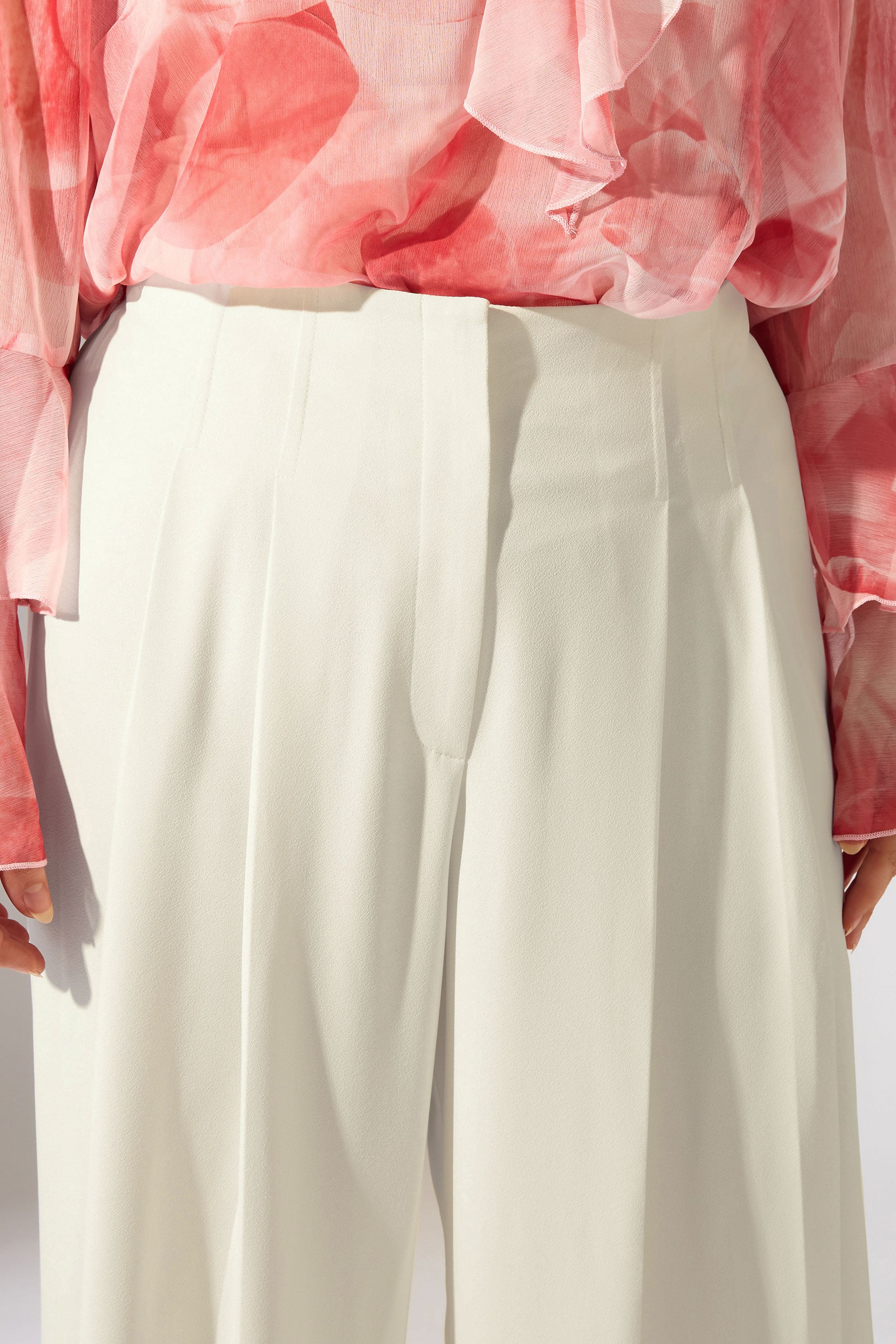 EVANS Plus Size Ivory White Premium Pleat Front Occasion Trousers | Evans 4