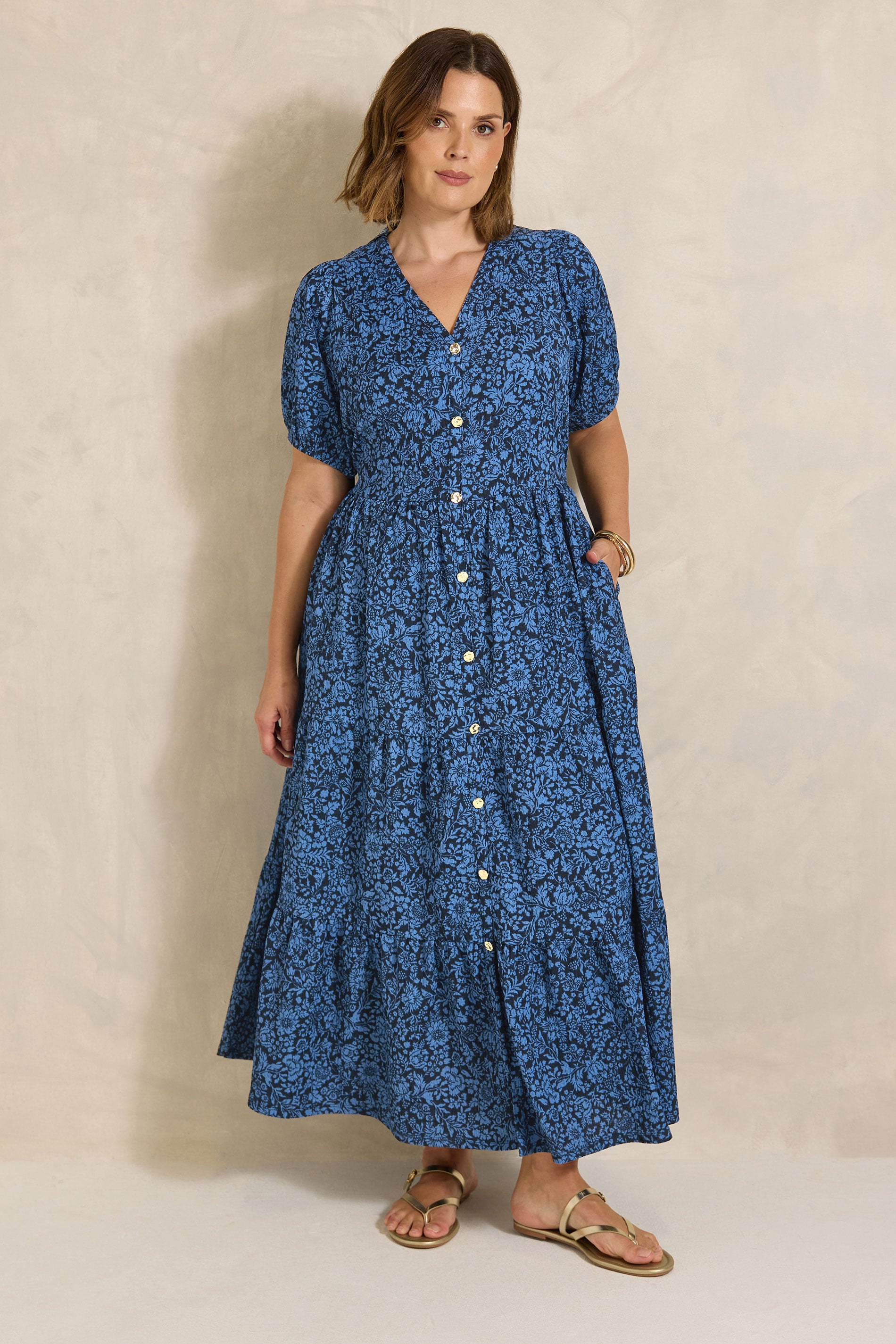 EVANS Plus Size Navy Blue Floral Tiered Dress | Evans 3