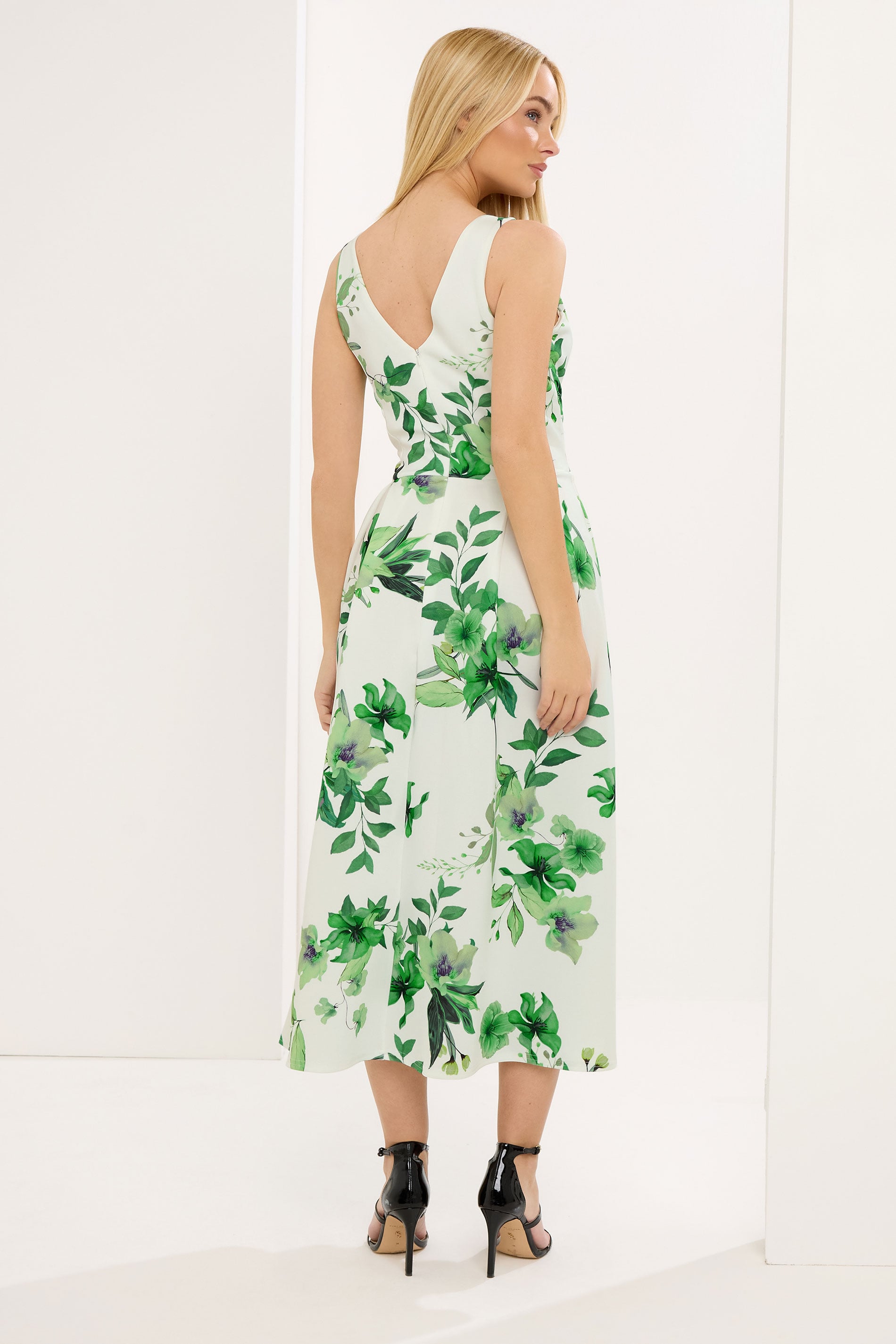 STAR White Floral Scuba Dress | StarByJM 2