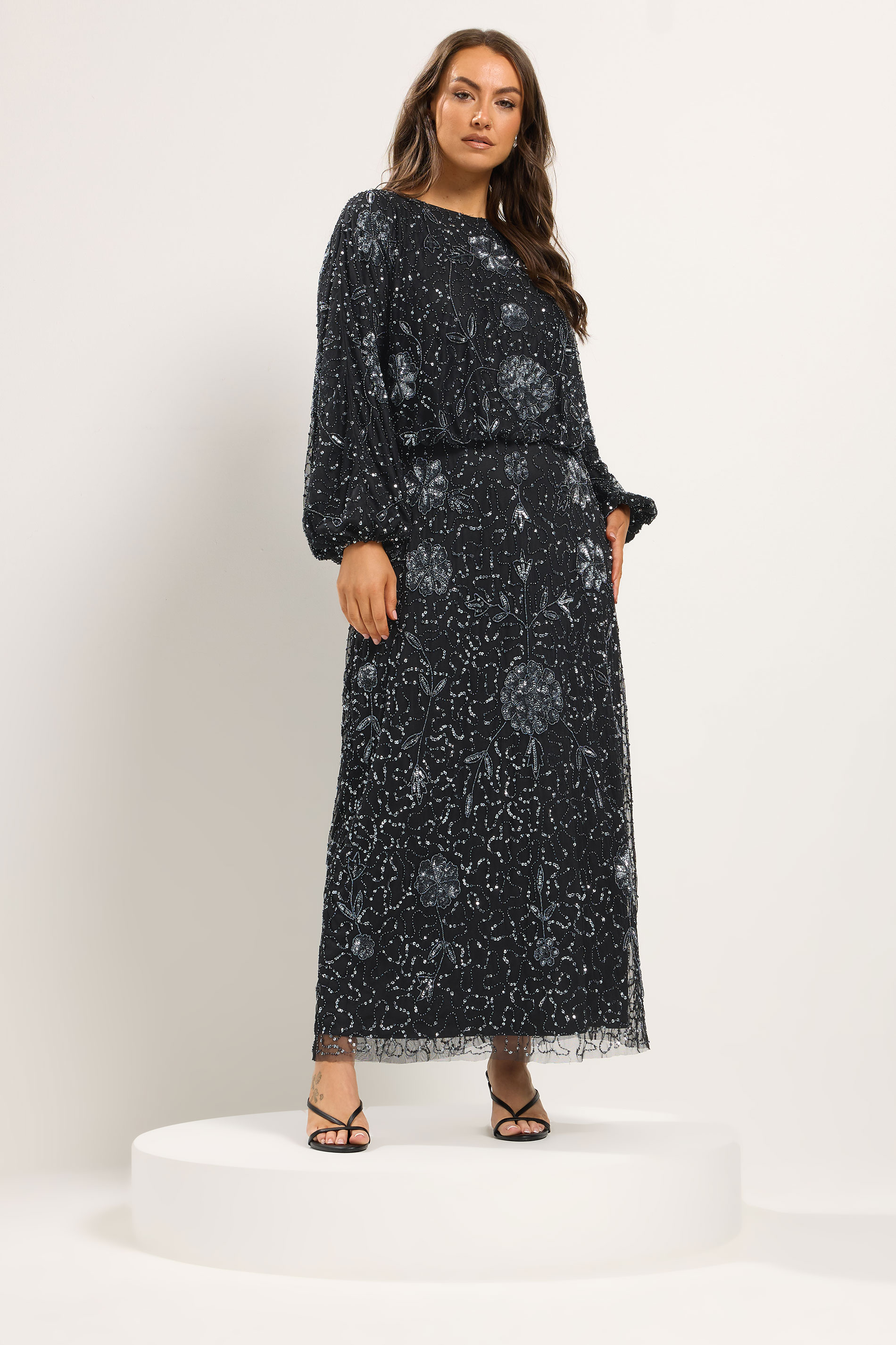 Niimee Curve Black Embellished Long Sleeve Dress 1