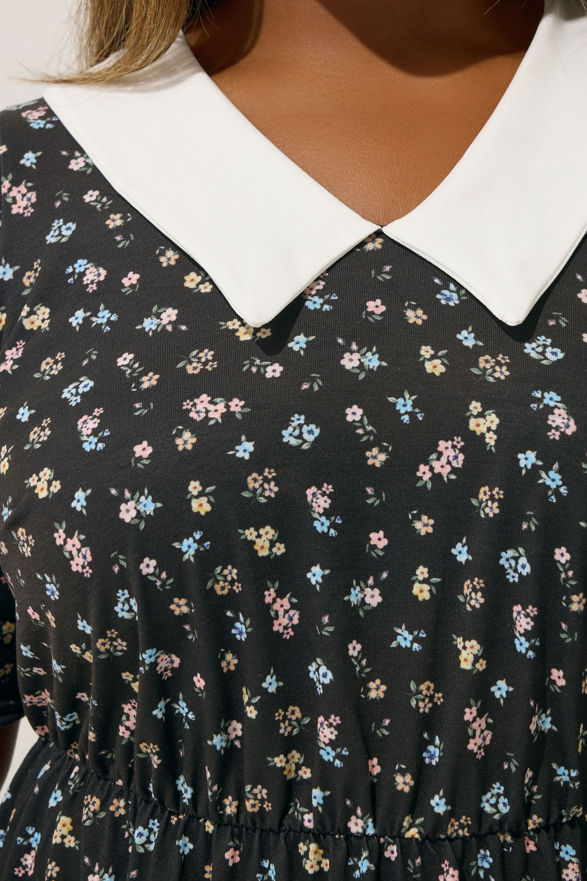 LIMITED COLLECTION Plus Size Black Ditsy Floral Collared Mini Dress | Yours Clothing 4
