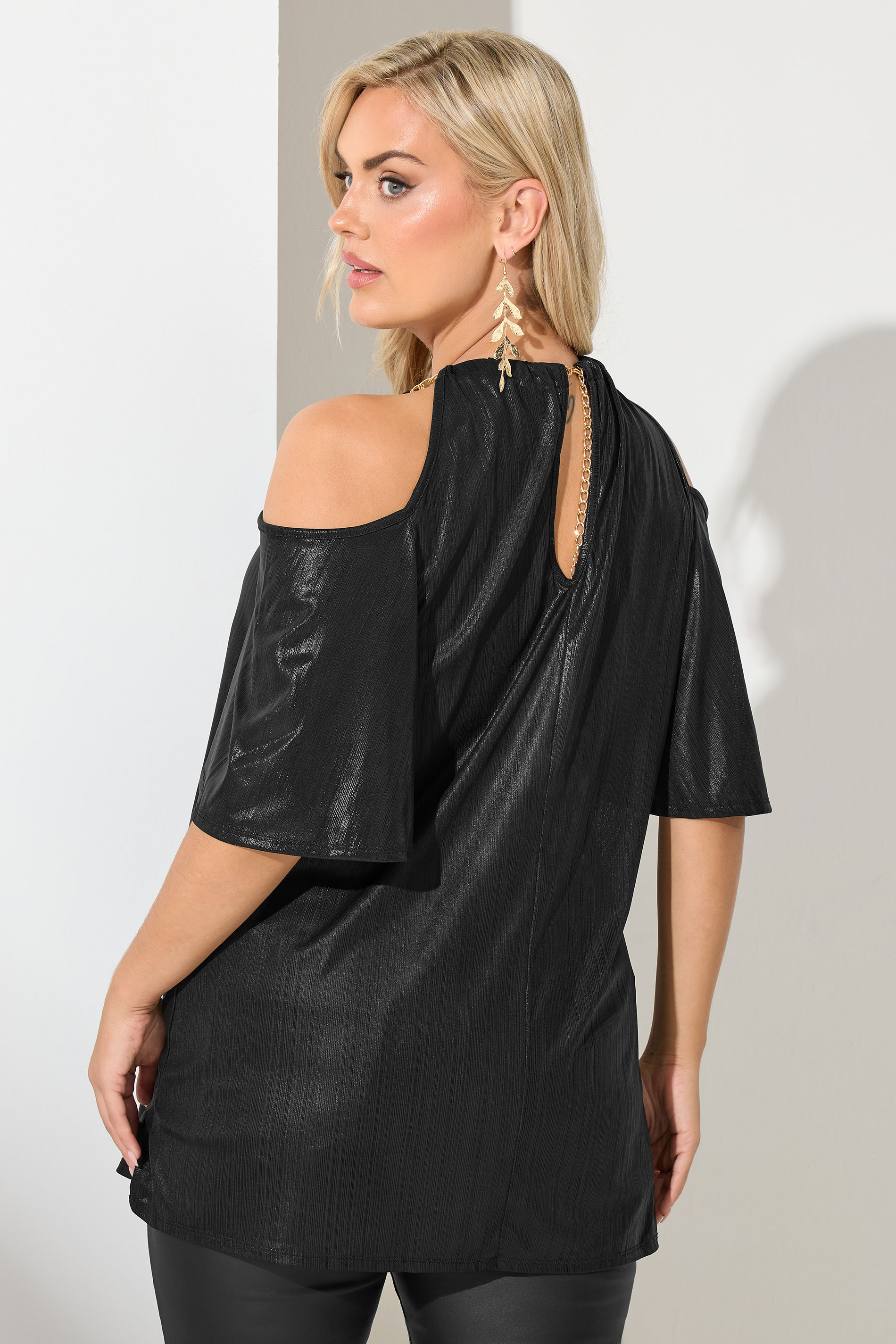 YOURS LONDON Plus Size Black Metallic Chain Detail Top | Yours Clothing 2