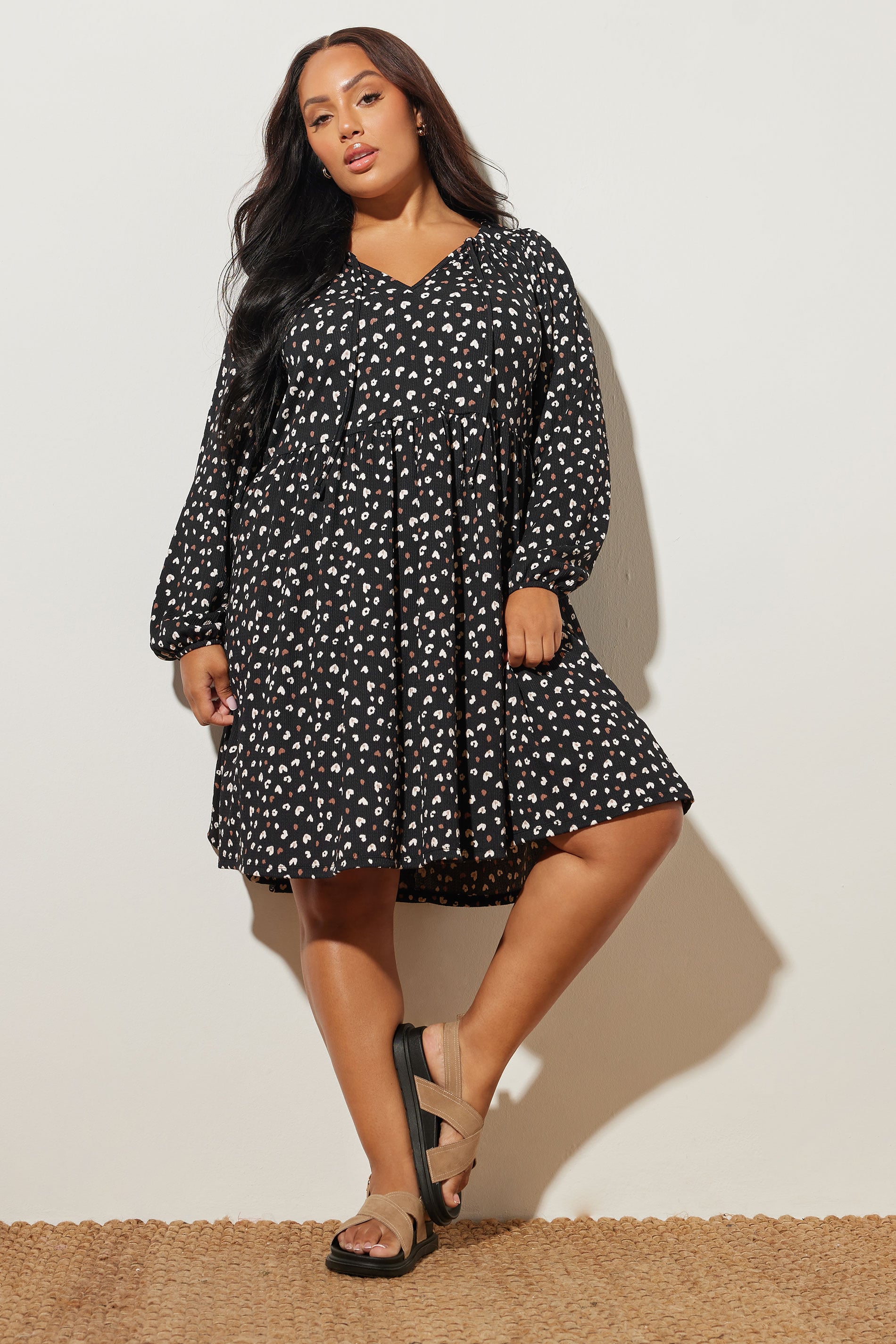 YOURS Plus Size Black Heart Print Tie Neck Dress | Yours Clothing 3