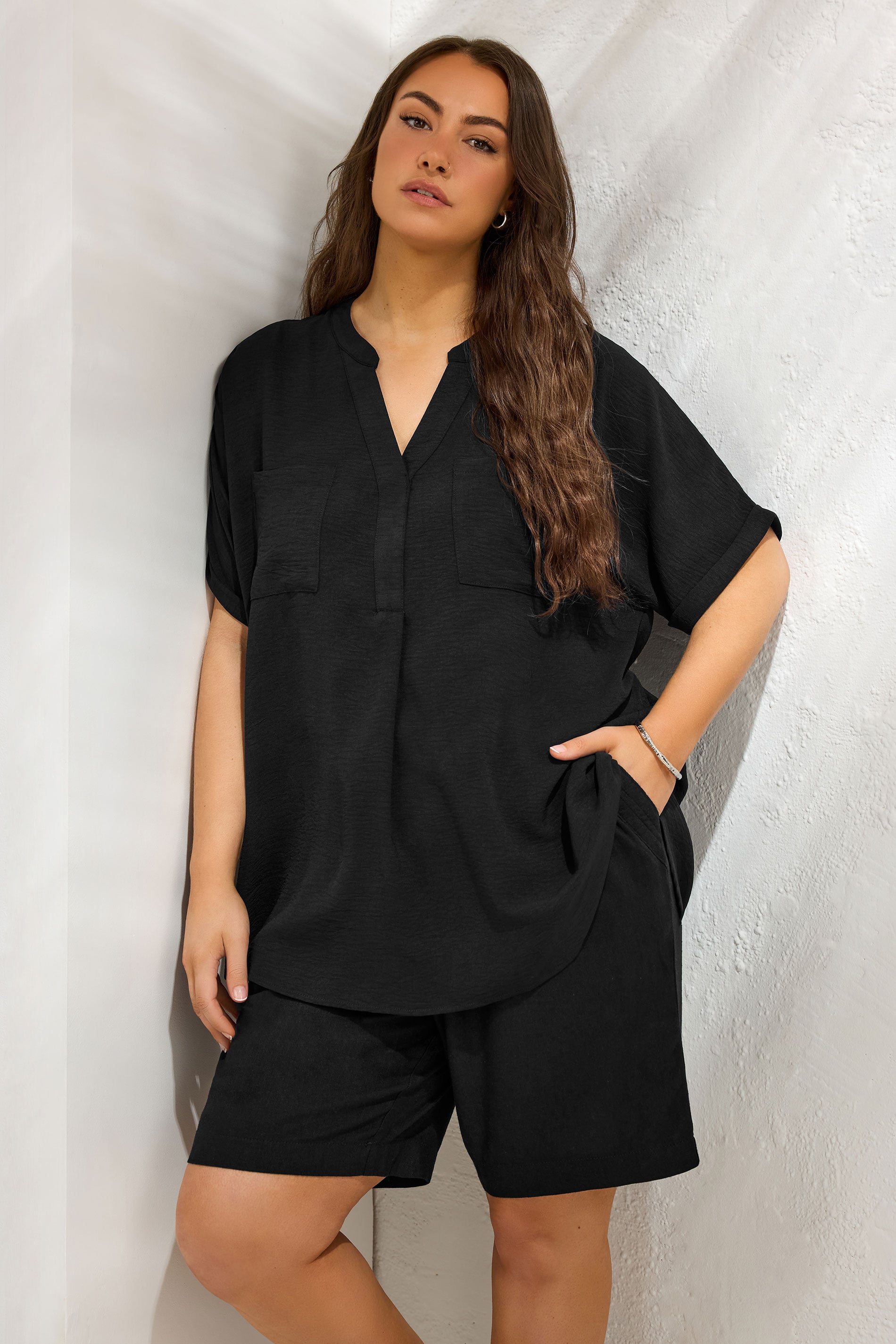 Evans Women's Black Plus Short Sleeve Utility Blouse Size 22-24