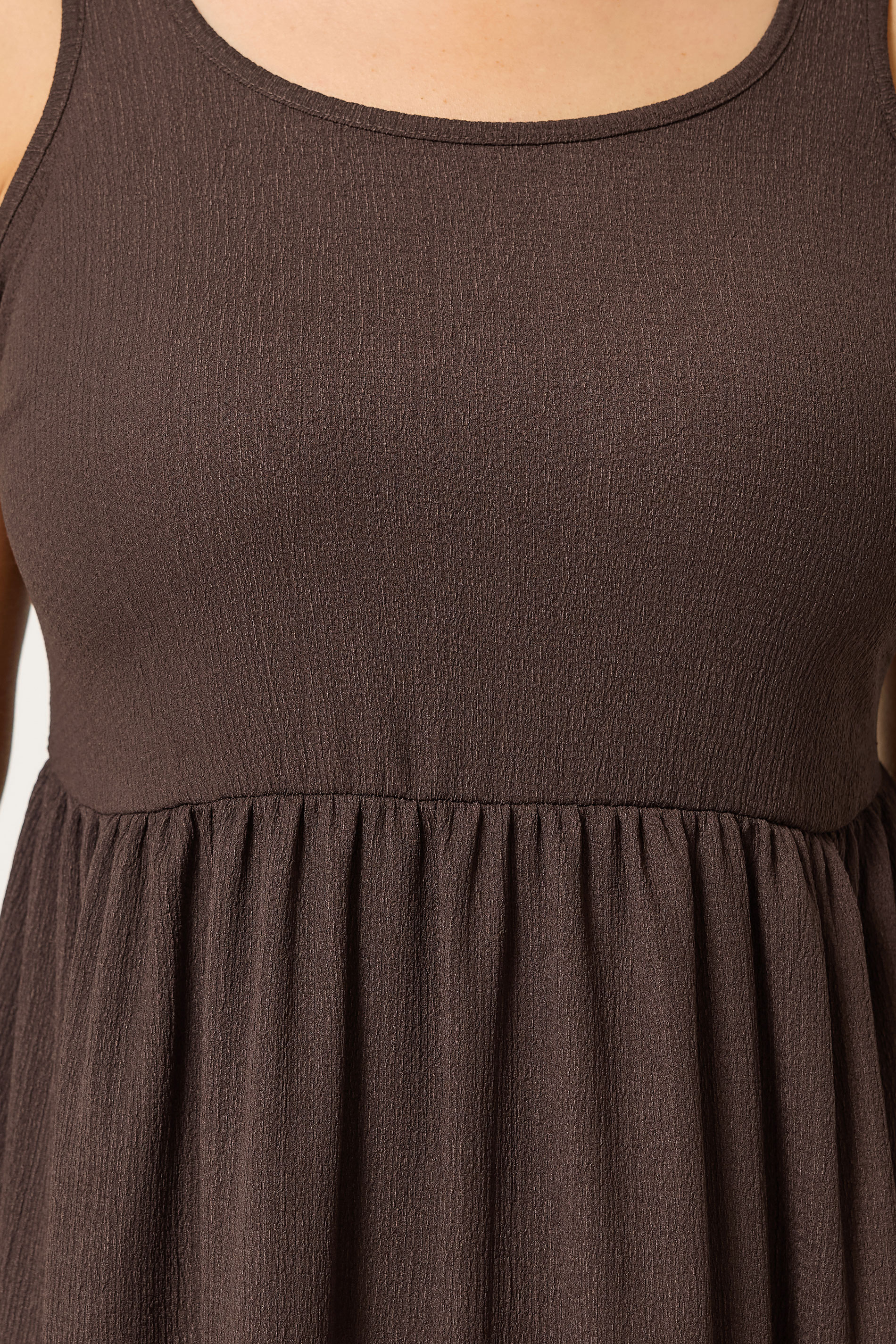 YOURS Plus Size Chocolate Brown Crinkle Midi Dress | Yours Clothing 4